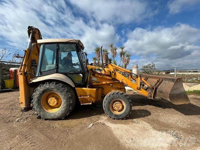 JCB 3CX Ekskavatori-iekrāvēji