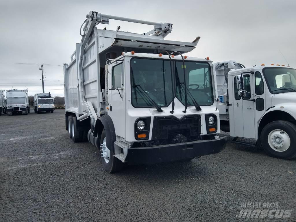 Mack MRU600 Atkritumu izvešanas transports