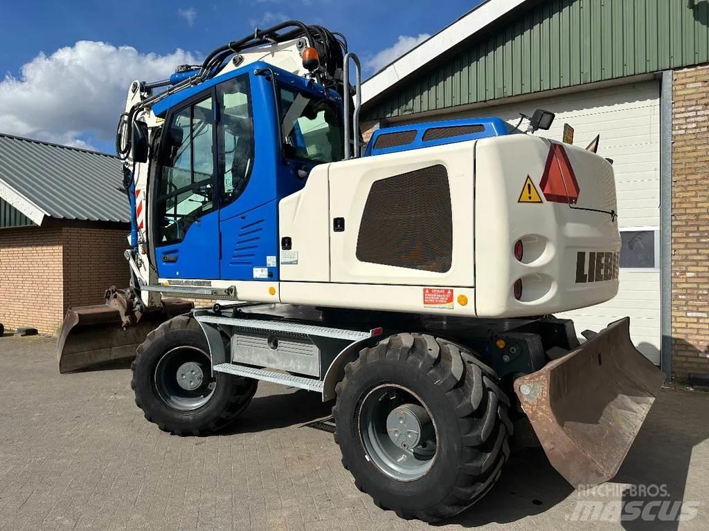 Liebherr A914 Ekskavatori uz riteņiem