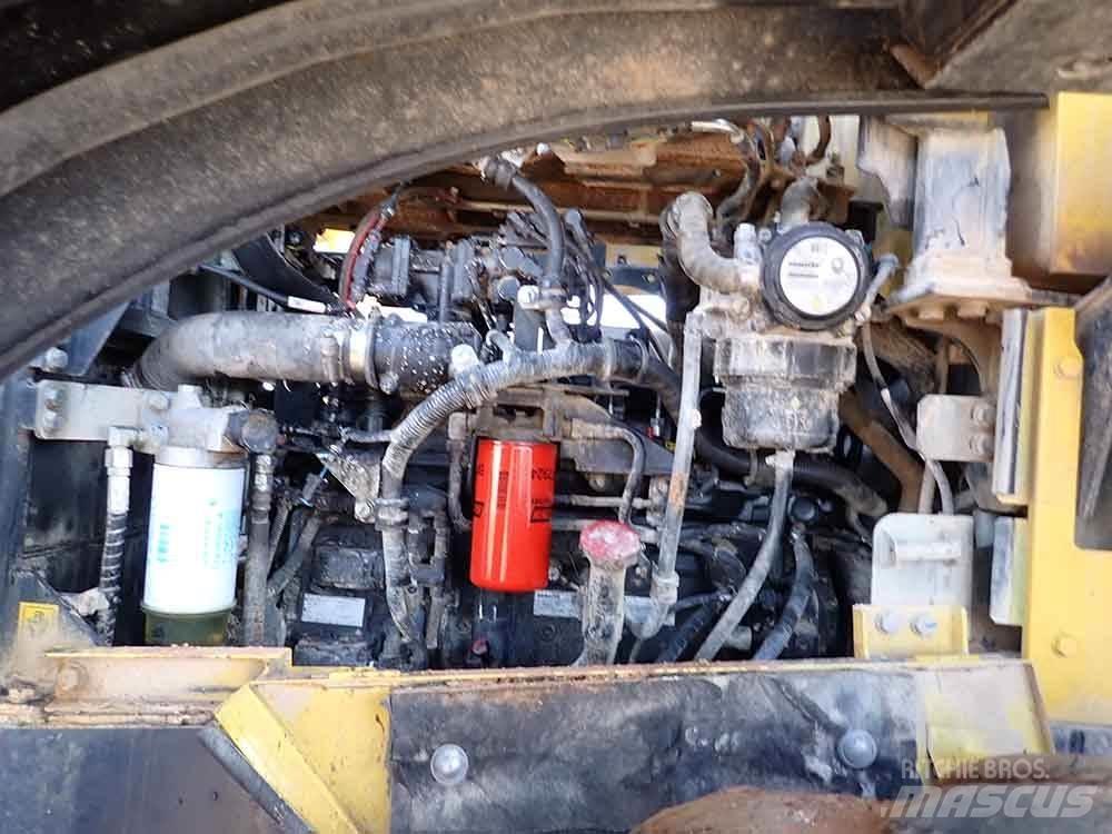 Komatsu WA380-8 Iekrāvēji uz riteņiem