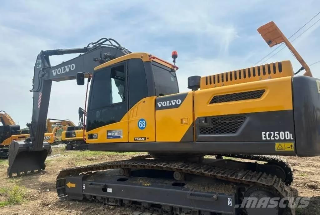 Volvo EC 250 D L Kāpurķēžu ekskavatori