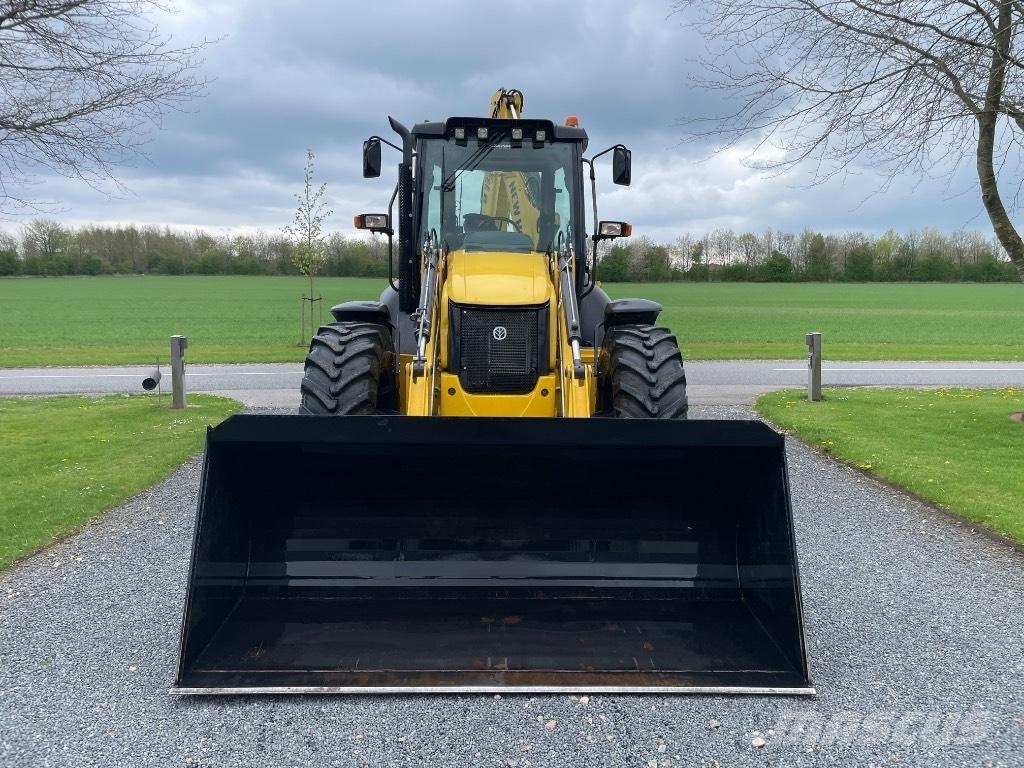 New Holland B115C Ekskavatori-iekrāvēji