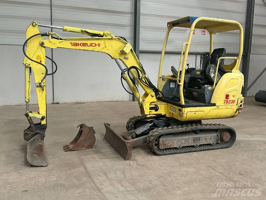 Takeuchi TB 230 Mini ekskavatori < 7 t
