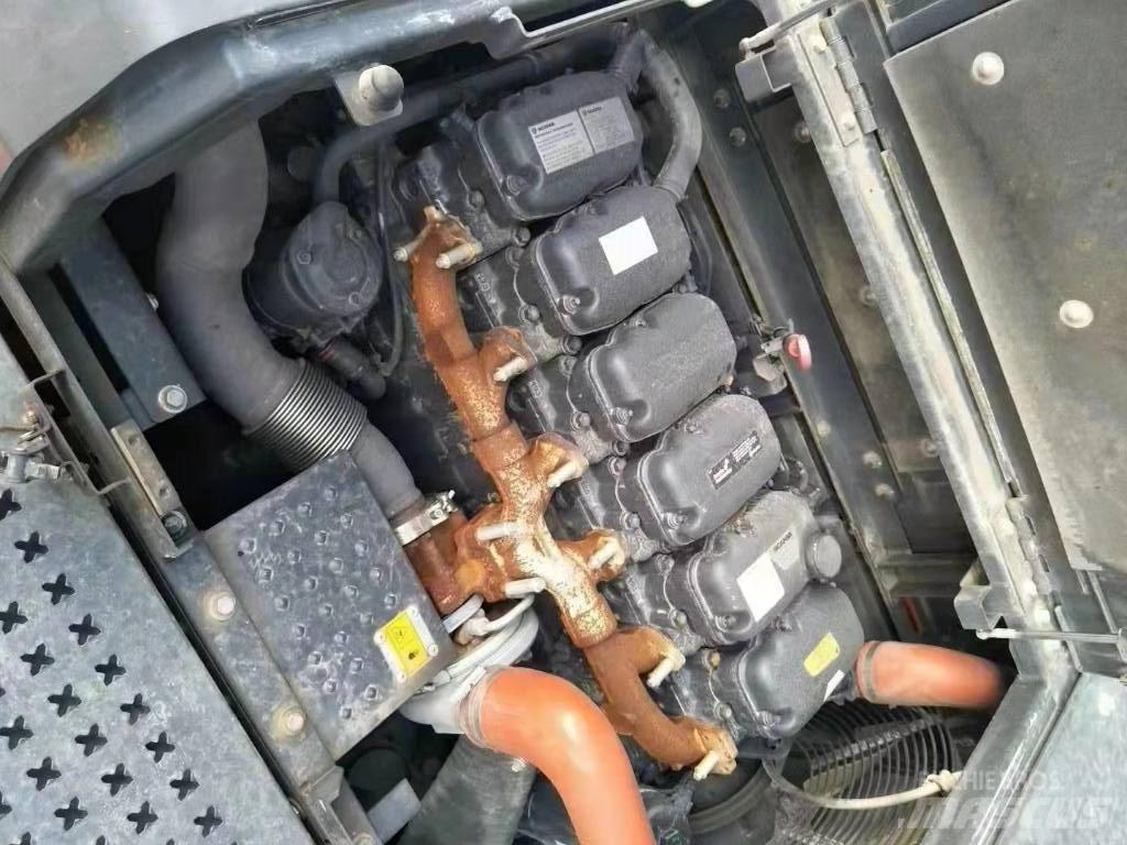 Doosan DX 530 Kāpurķēžu ekskavatori