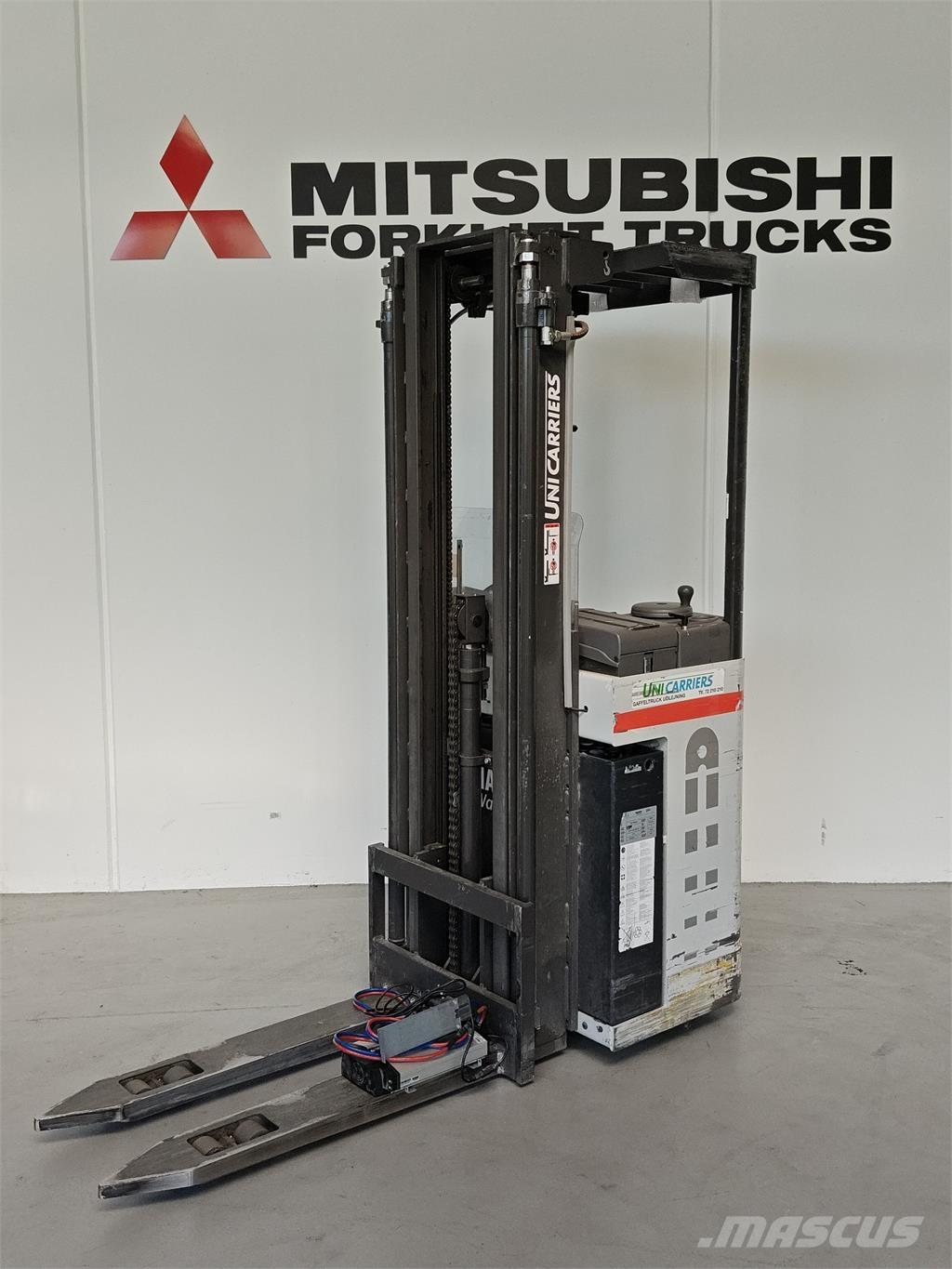 Atlet AJN160 Pašgājēji krautnētāji