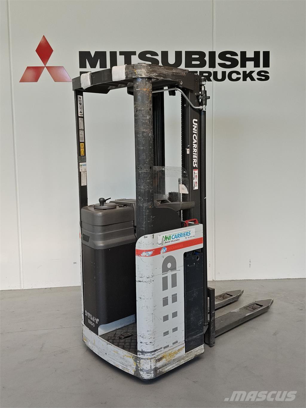 Atlet AJN160 Pašgājēji krautnētāji