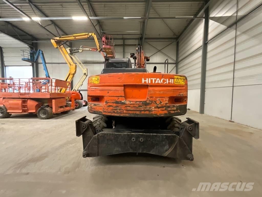 Hitachi ZX 130 W Ekskavatori uz riteņiem