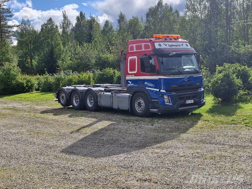 Volvo 500 FMX Treileri ar āķi
