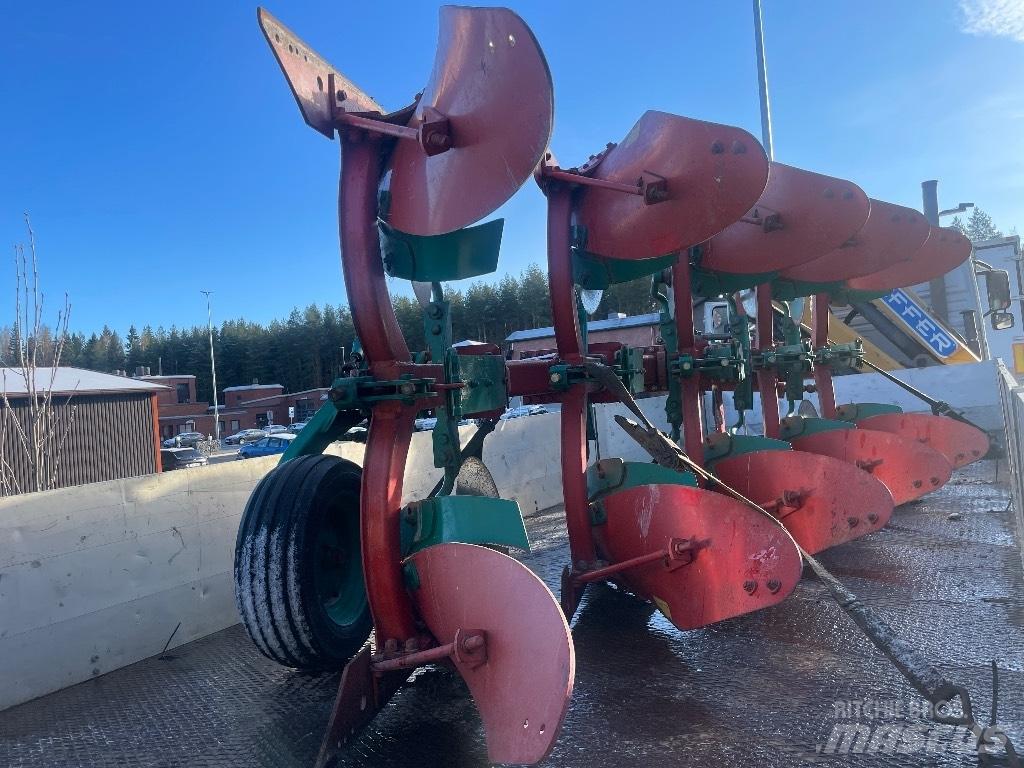Kverneland E160 Maiņvērsējarkli