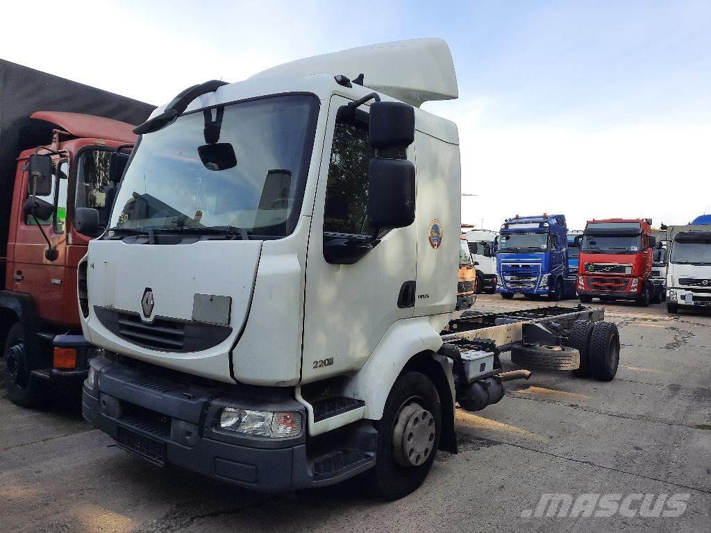 Renault MIDLUM 220 Šasija ar kabīni