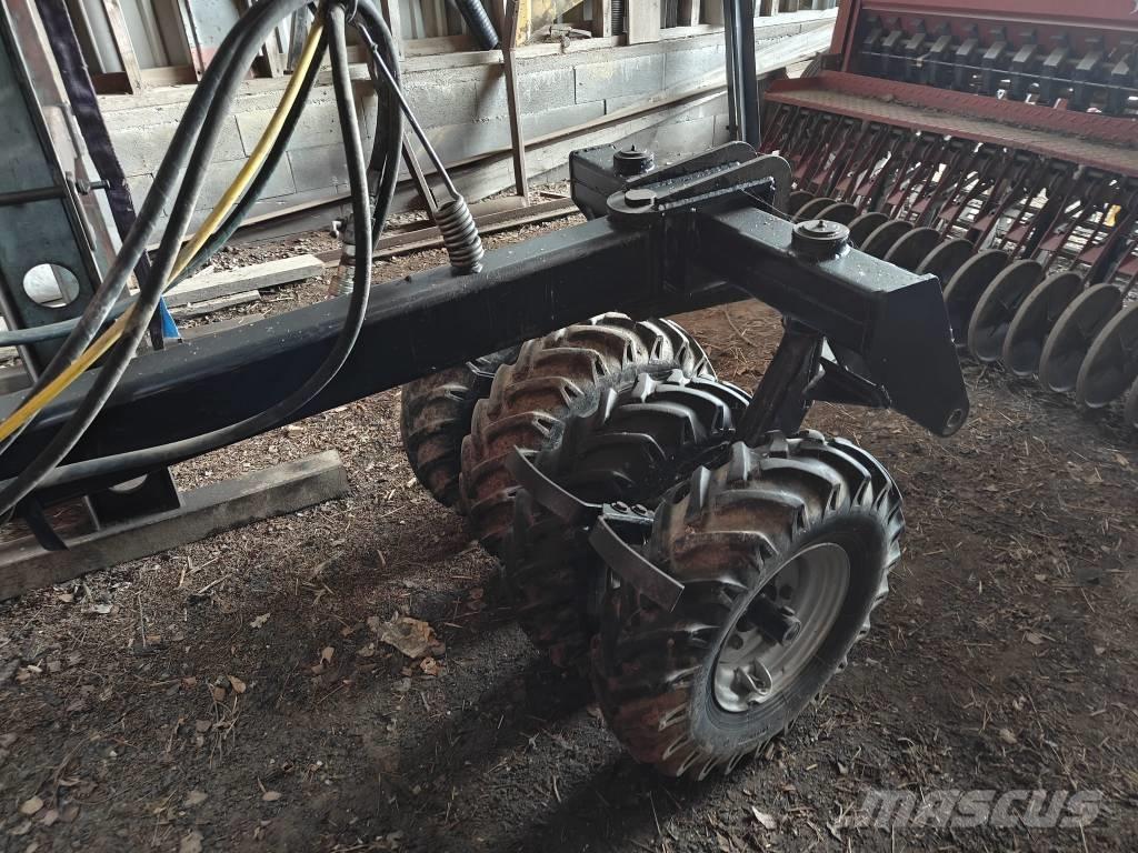 Junkkari 4000s Kombinētās sējmašīnas