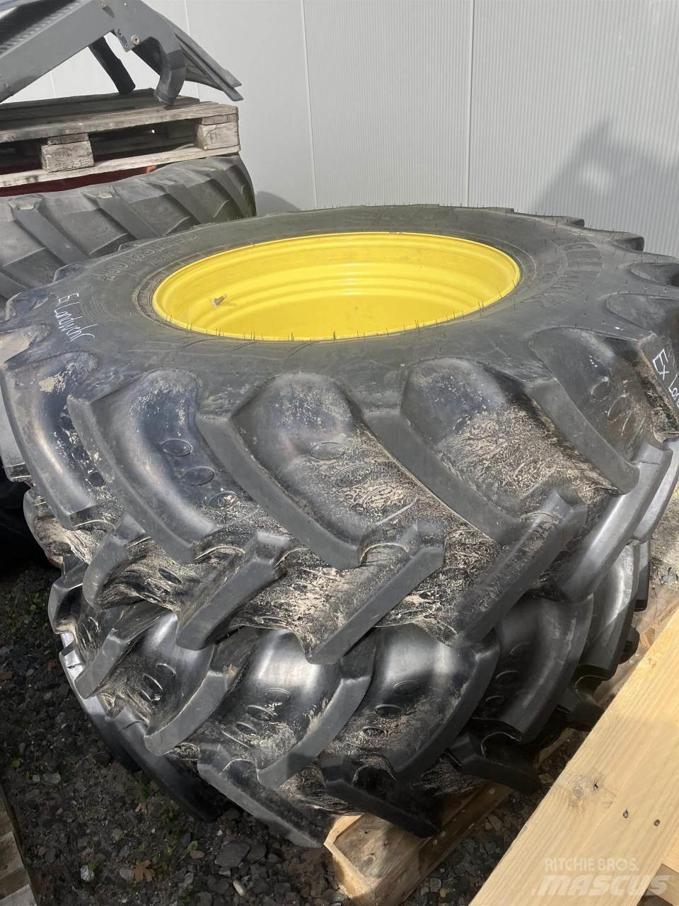 BKT 460/85R30 Riepas, riteņi un diski