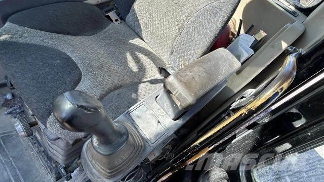 CAT 318 C Kāpurķēžu ekskavatori