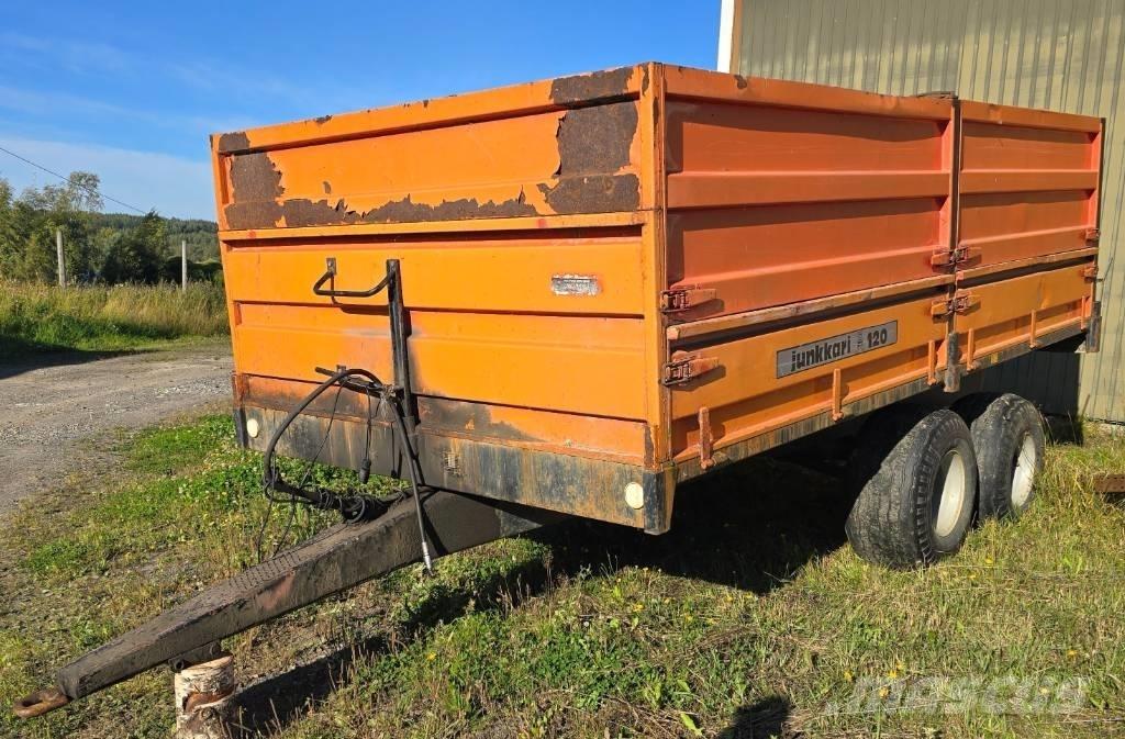Junkkari 120 Treileri-pašizgāzēji