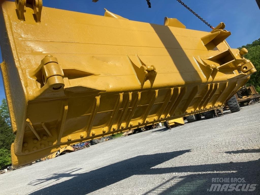 CAT D9T SU Blade Naži