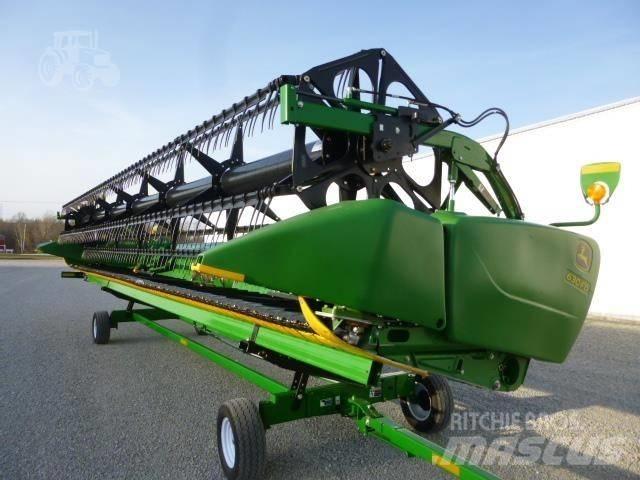 John Deere 630 F Ražas novākšanas galvas