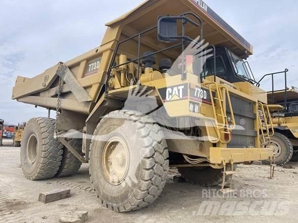 CAT 773D Artikulētie pašizgāzēji
