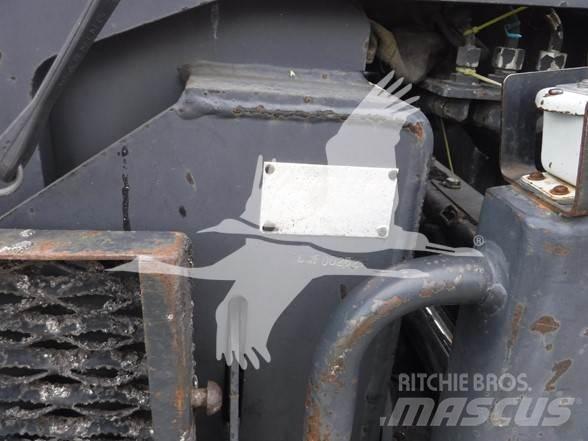 CAT AP-655C Asfalta klājēji