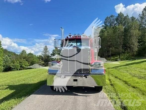 Peterbilt 389 Vilcēji