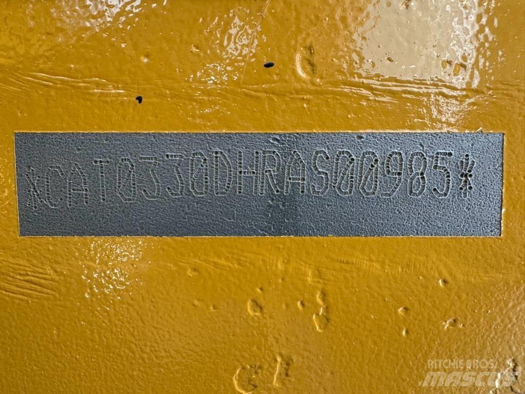CAT 330 D Kāpurķēžu ekskavatori