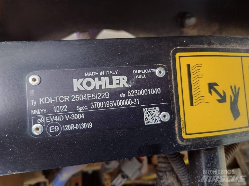 JCB 407 Iekrāvēji uz riteņiem