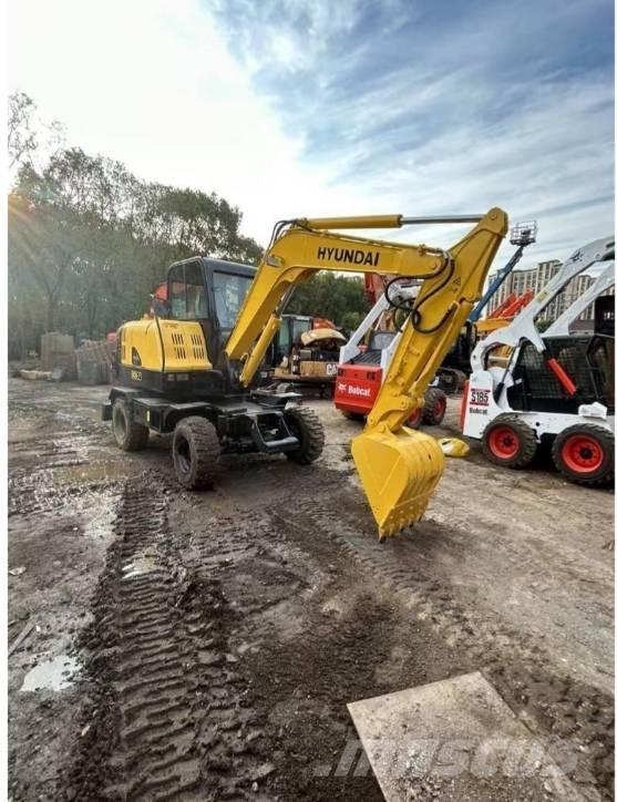 Hyundai 60W-7 Ekskavatori uz riteņiem