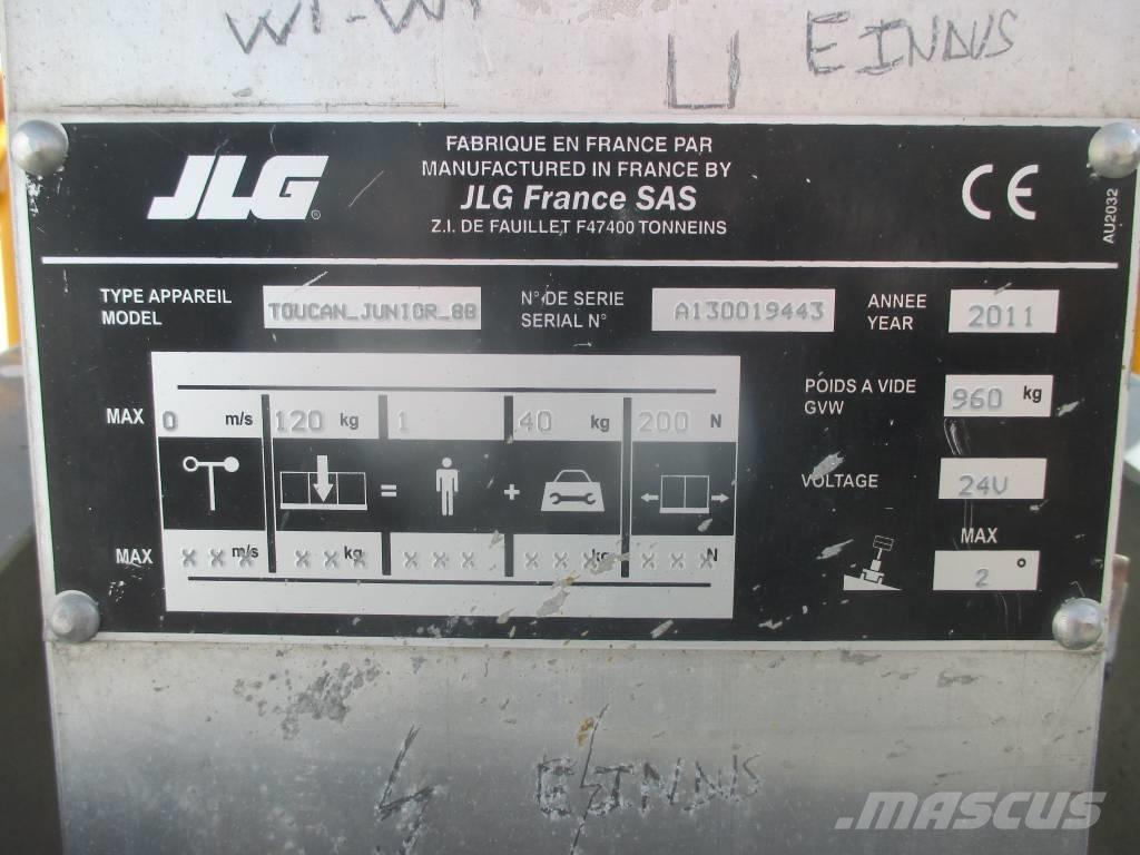 JLG Toucan Junior 8 Vertikālie pacēlāji