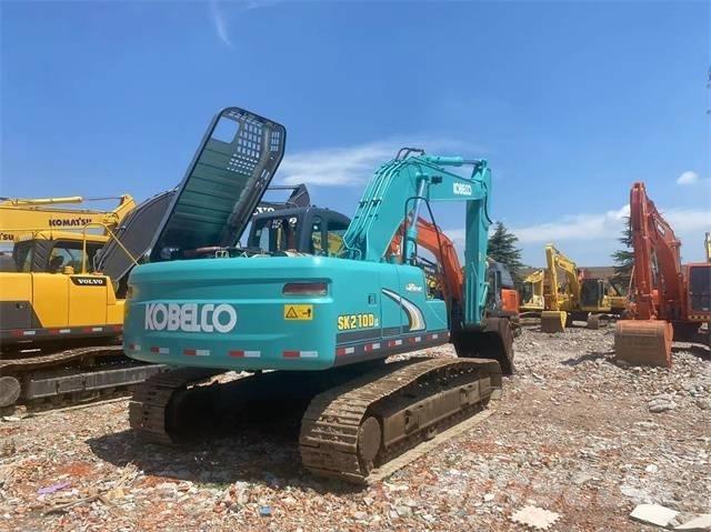 Kobelco SK 210 Kāpurķēžu ekskavatori