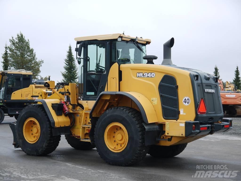Hyundai HL 940 Iekrāvēji uz riteņiem