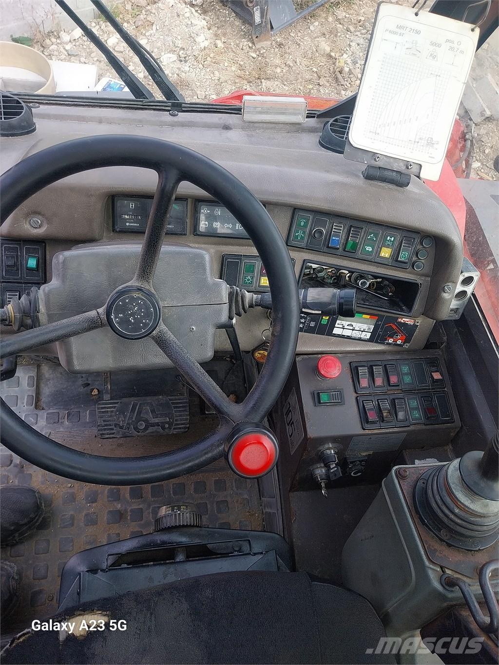 Manitou MRT 2150 M Teleskopiskie manipulatori