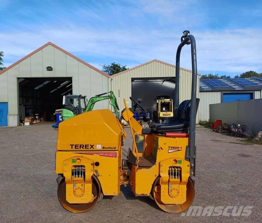 Terex TV 800 Divvalču grunts veltņi