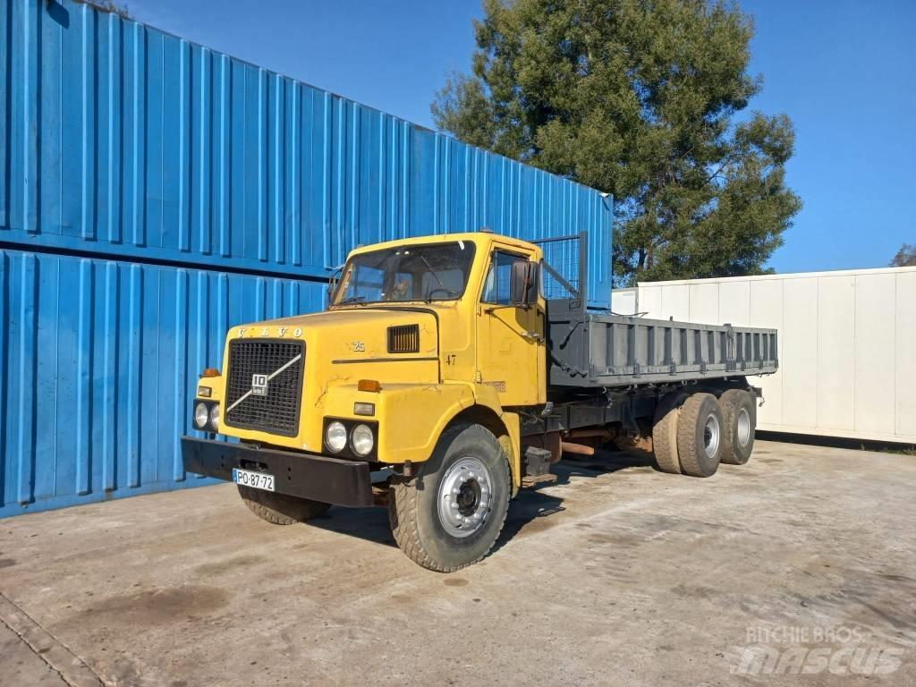 Volvo N 1025 Pašizgāzējs