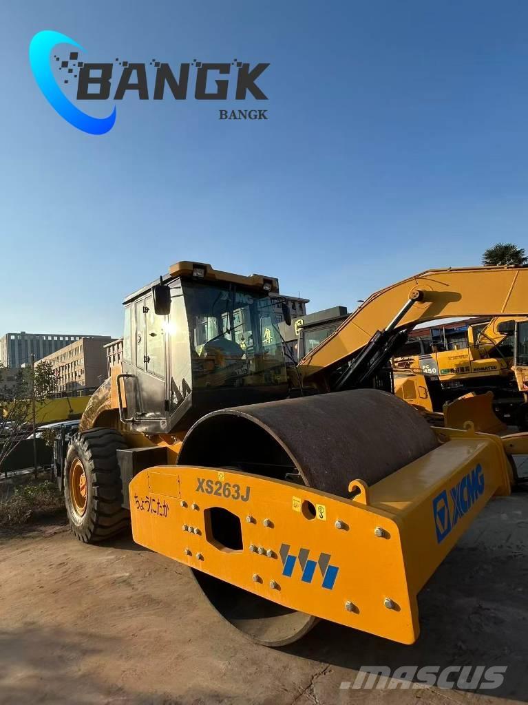 XCMG XS 263 J Vienvalča grunts veltņi