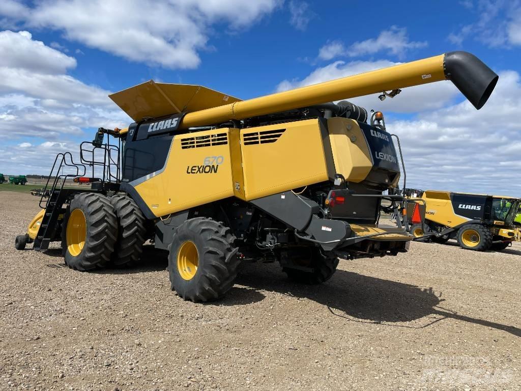 CLAAS 670 Ražas novākšanas kombaini