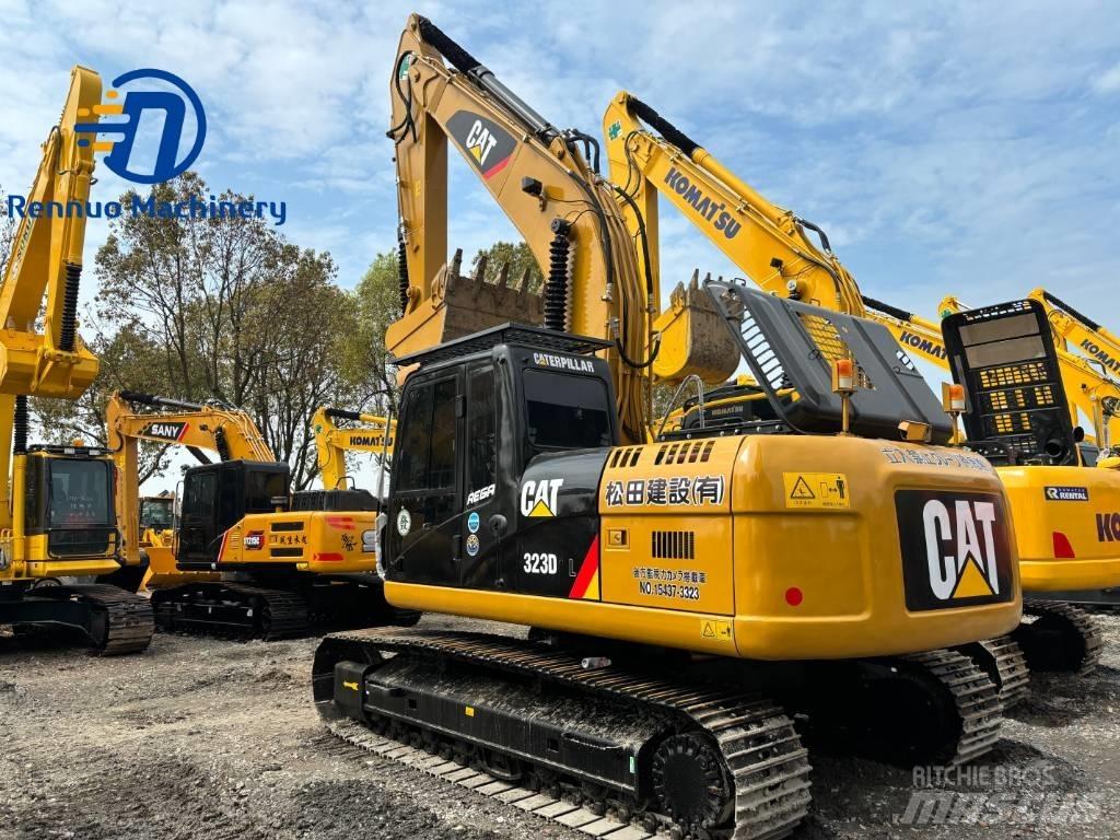 CAT 323 Kāpurķēžu ekskavatori