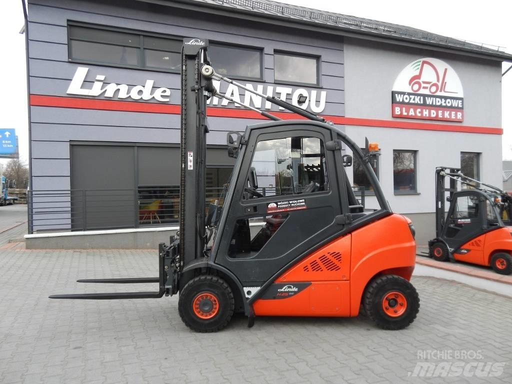 Linde H25D-02 Tehnika ar dīzeļa dzinēju