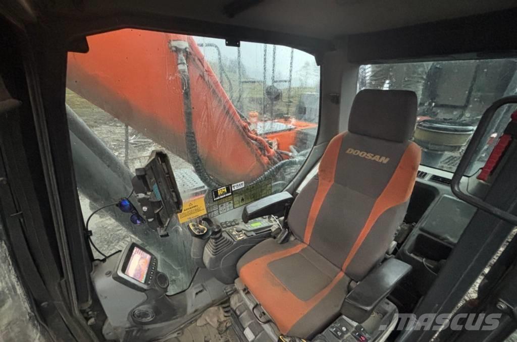 Doosan DX 255 LC-5 Kāpurķēžu ekskavatori