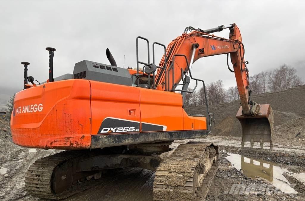 Doosan DX 255 LC-5 Kāpurķēžu ekskavatori
