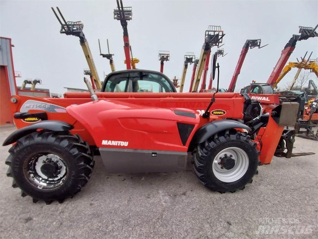Manitou MT1440 Teleskopiskie manipulatori