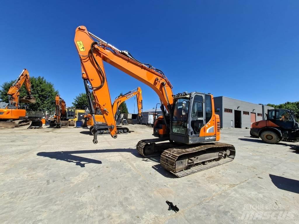 Doosan DX 140 LCR Kāpurķēžu ekskavatori
