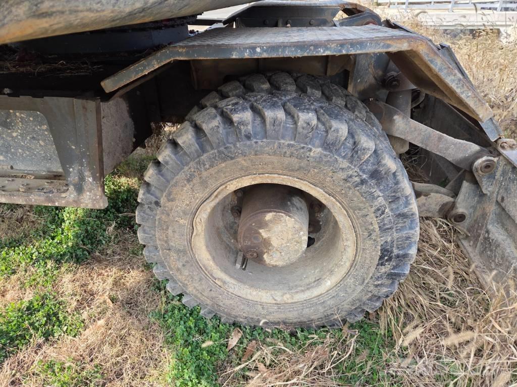 Hyundai HW 145 Ekskavatori uz riteņiem