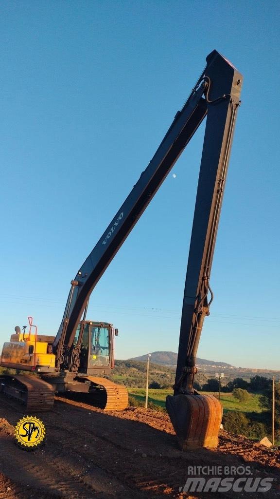 Volvo EC 250 D Kāpurķēžu ekskavatori