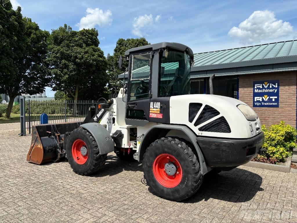 Bobcat AL 440 D Iekrāvēji uz riteņiem