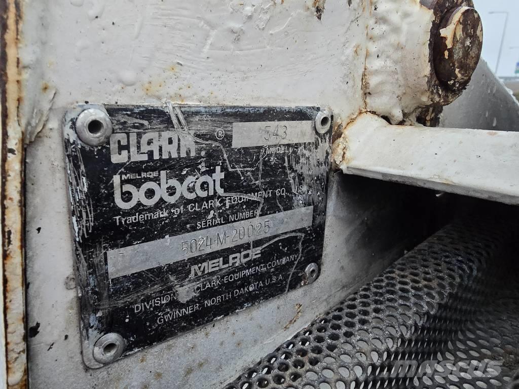 Bobcat 543 Lietoti riteņu kompaktiekrāvēji