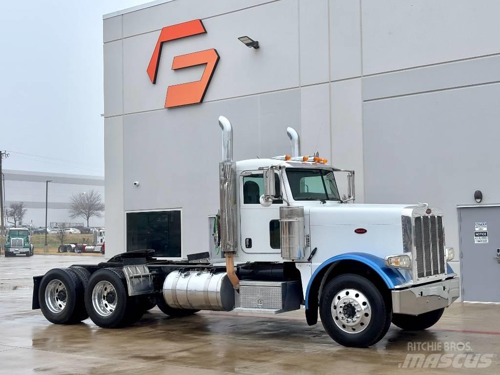 Peterbilt 388 Vilcēji