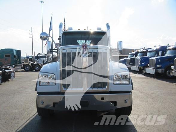 Kenworth W990 Būvniecība- Citi