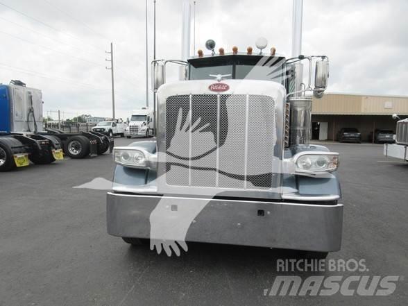 Peterbilt 389 Vilcēji