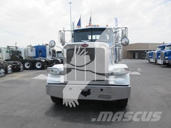Peterbilt 389 Vilcēji