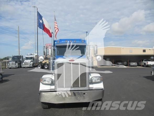 Peterbilt 389 Vilcēji