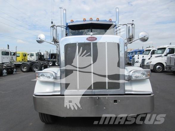 Peterbilt 389 Vilcēji